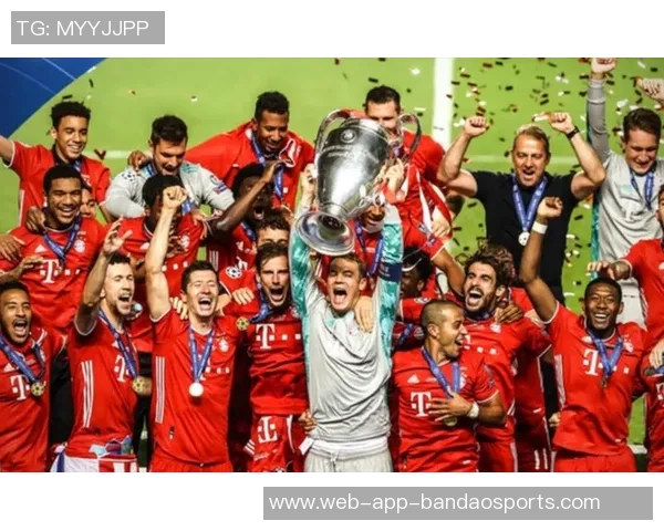 科曼29岁庆祝名宿身份感恩拜仁邀请重返母队致敬仪式