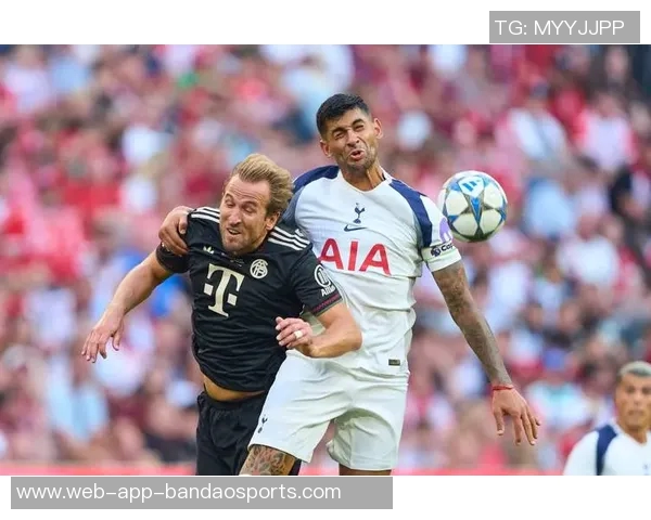 法尔克确认杰克逊冬窗不会离开拜仁将继续为球队效力至赛季结束 法尔克确认杰克逊冬窗不会离开拜仁将继续为球队效力至赛季结束