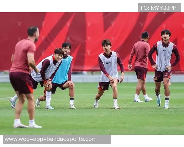 越南U22攻势如潮国足U22防线险些崩溃霍深坪关键时刻救险