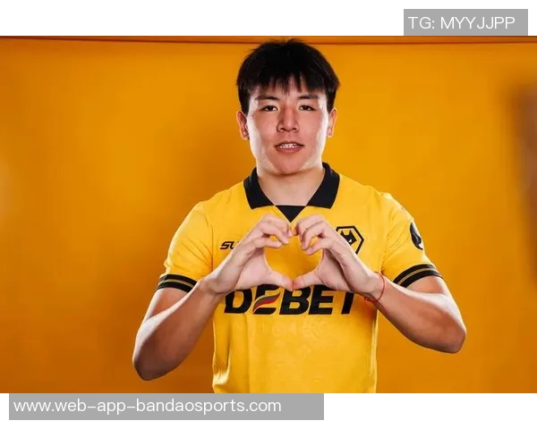 央视报道徐彬因脚踝伤病困扰三个月狼队医疗组成功治疗恢复健康